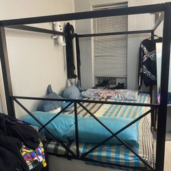 Full Canopy bed Frame