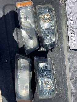 03 Chevy Silverado Head Lights