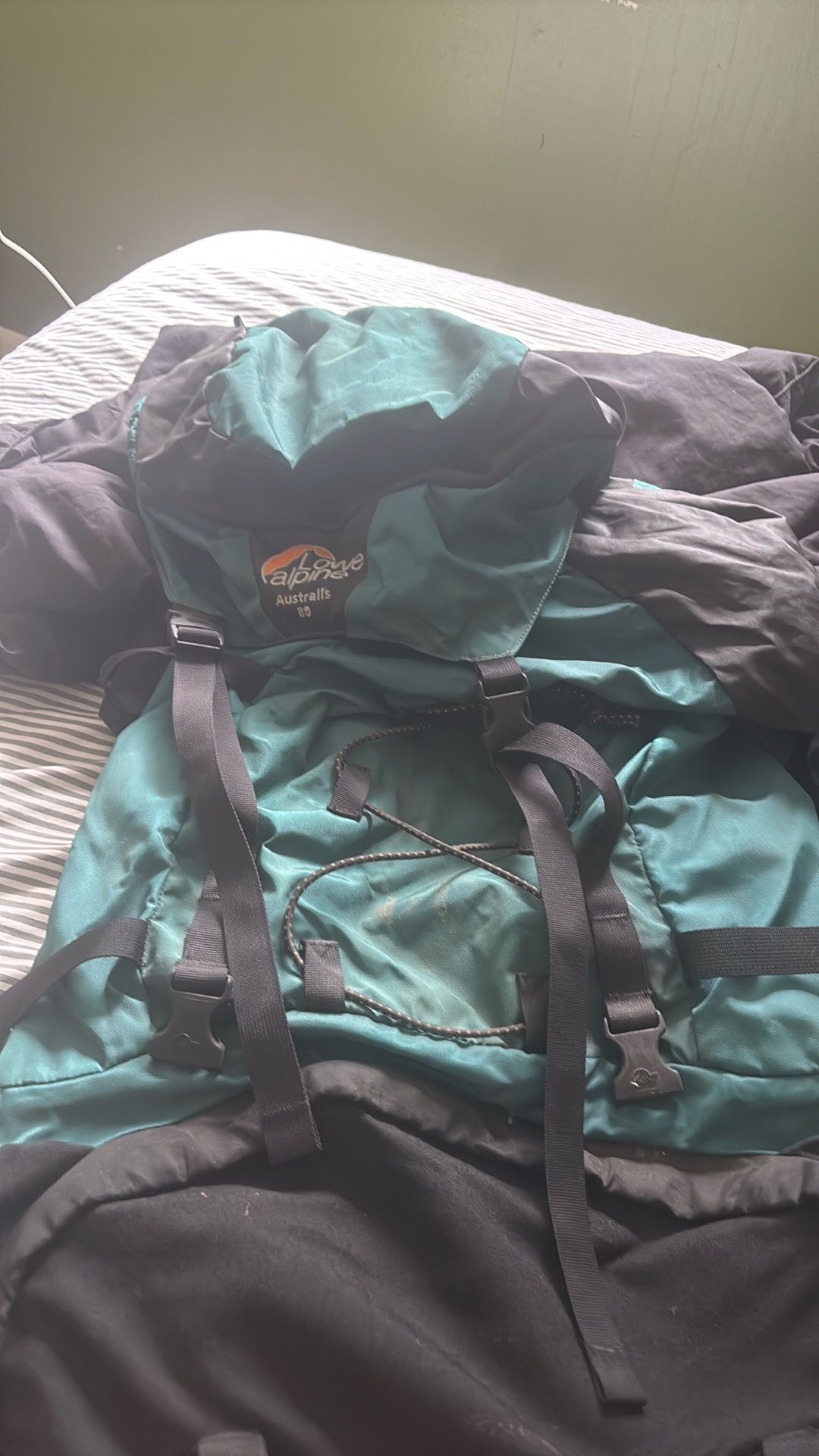 Hiking backpack Lowe Alpine 80L
