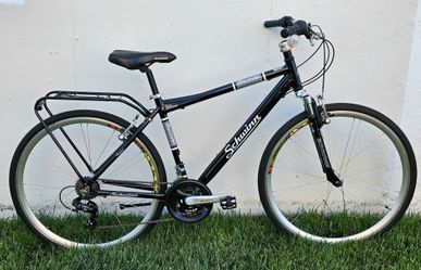 ​Schwinn Discover City Series Hybrid Bike – 19" Large Frame – 21-Speed – Fully Serviced
