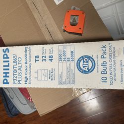 Phillips T8 32 Watt 48 Inch Plus Alto (6x)
