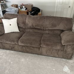 Comfortable Couch In Fantastic Condition 