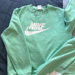 NIKE JOGGER SUIT Mint Color