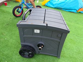 Garden hose reel