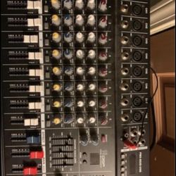 Dk Mixer / soundboard 