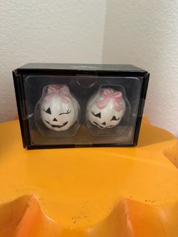 CUTE PINK BOW JACK O LANTERN SALT N PEPPER SHAKERS