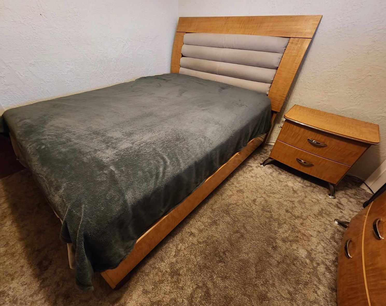 Complete Bedroom Set