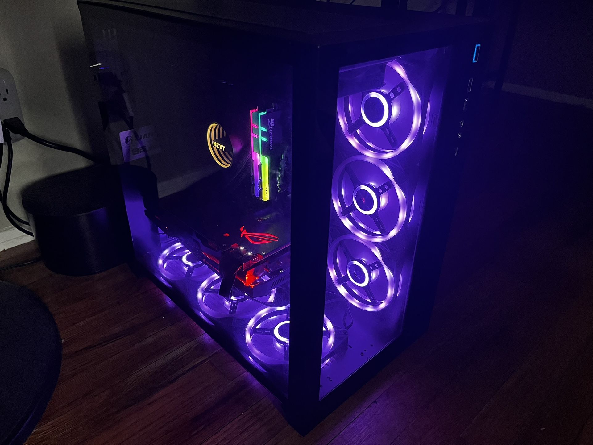 RGB Gaming PC - i9 + RTX 2080 + 32 GB RAM