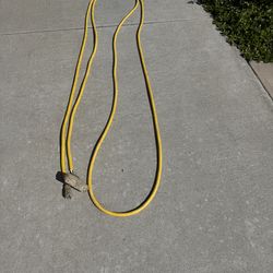 Heavy duty extension cord, 25’, yellow