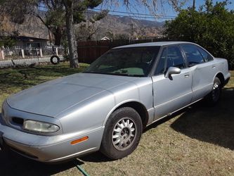 1998 Oldsmobile 88 $1300