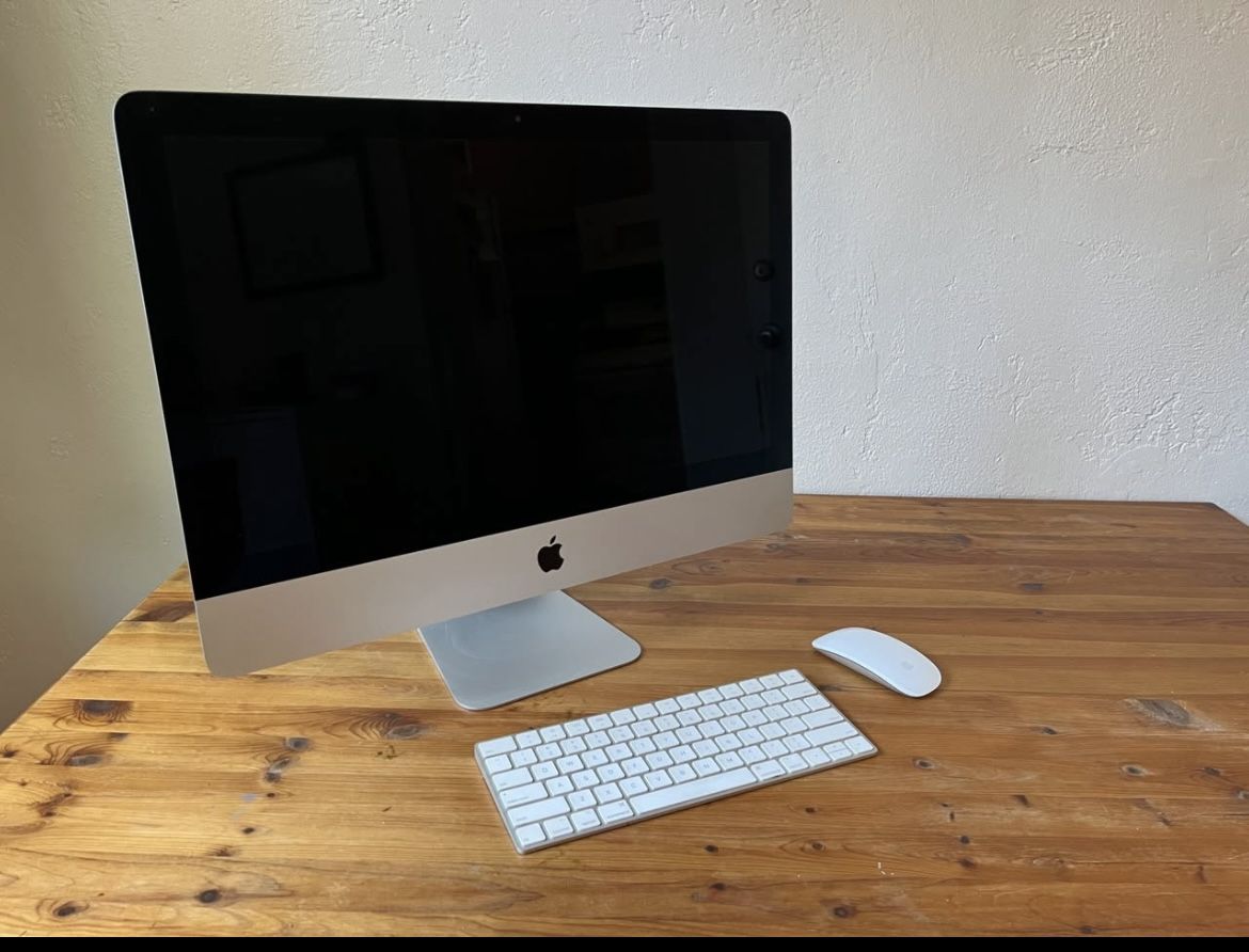 2017 iMac 4k With Mouse And Keyboard