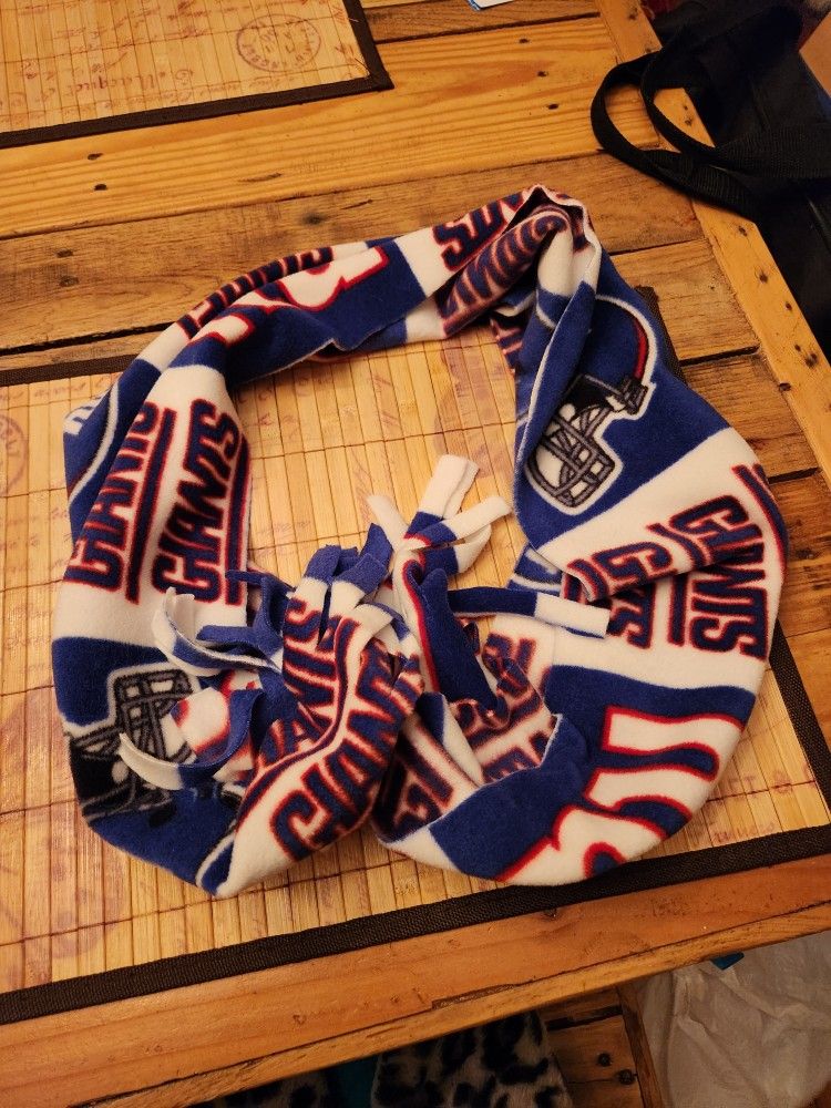 NY Giants Handcut Polar Fleece Scarf