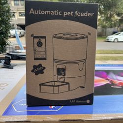 Automatic Dog Feeder