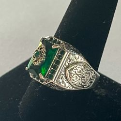Emerald And Silver Men’s Ring