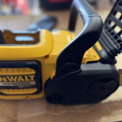 DeWalt 60v Flexvolt 16 inch Chainsaw. Brand new $160, Tool Only