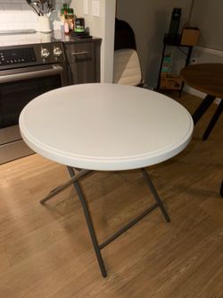 32in Table, Indoor Outdoor Portable and Folding