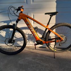 2021 Trek Powerfly4 E Bike