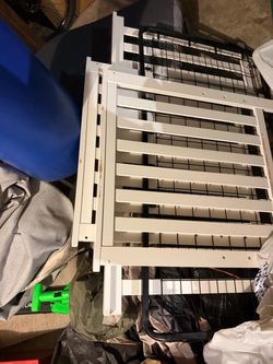 Toddler bed
