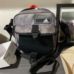 addias crossbody bag