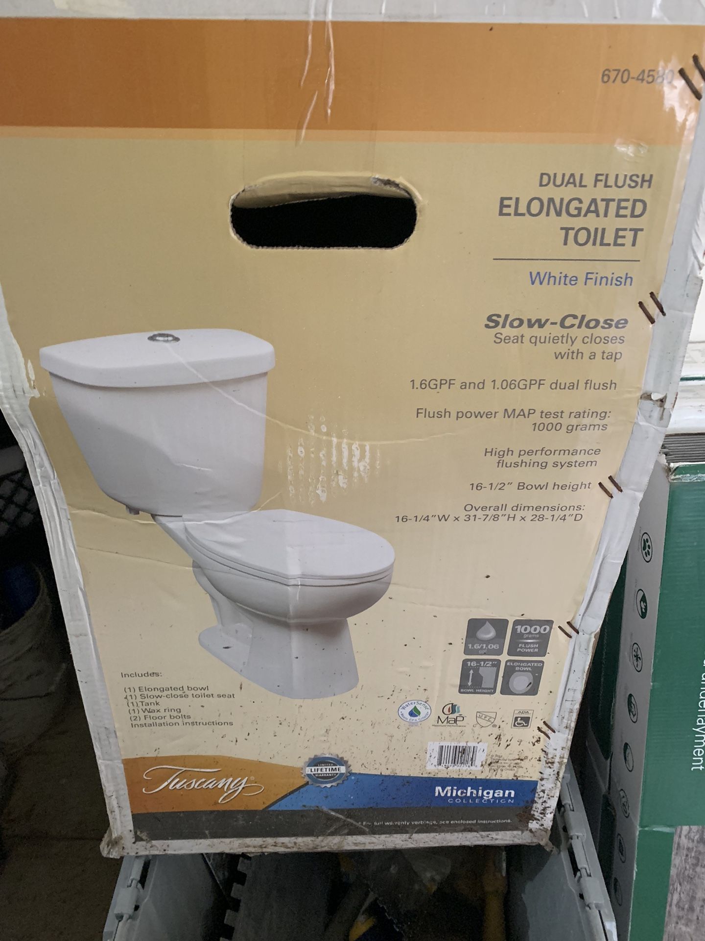Toilet New In Box Dual Flush Tuscany Brand Retail $219 (2 Available )