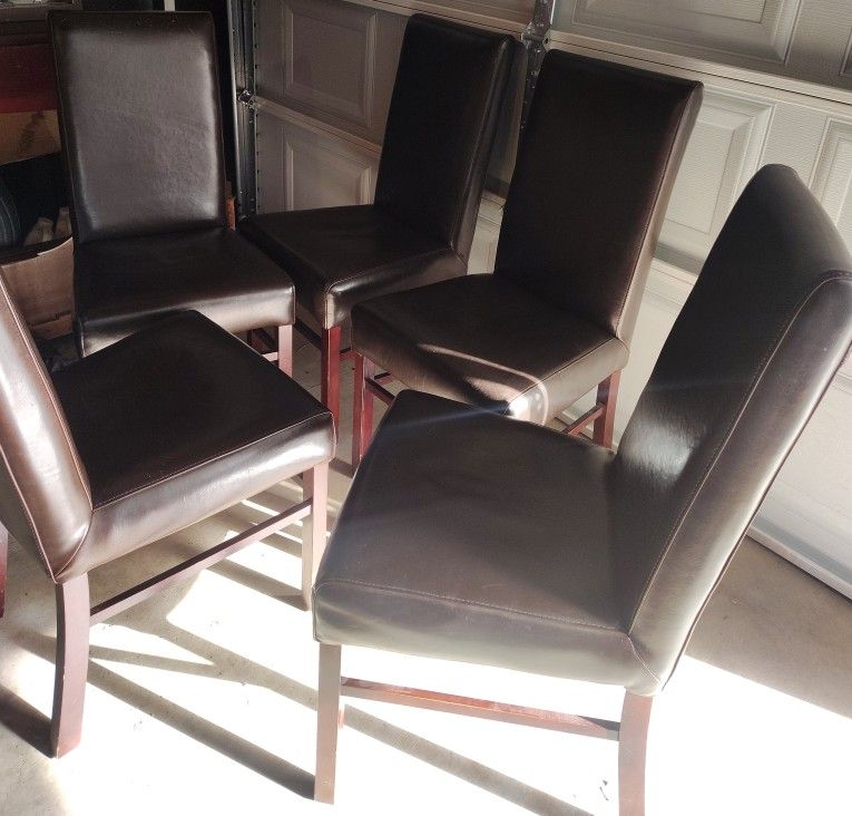 5 Dining Chairs (free delivery)