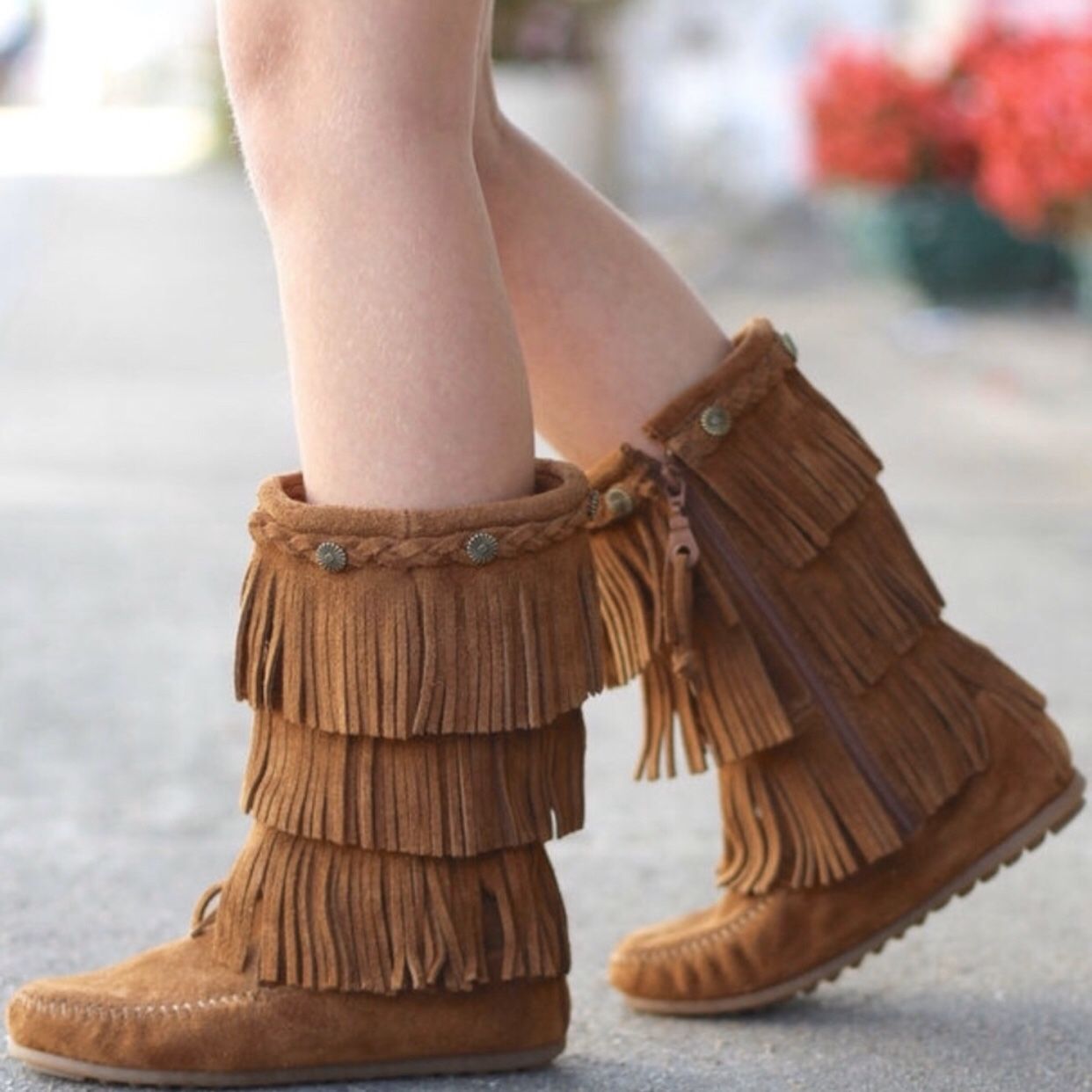 Minnetonka | Brown Fringe Layered Moccasin Boots- SZ 2 (Girls)