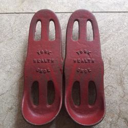 2 pieces Vintage Cast Iron York Health Shoes in very good conditions