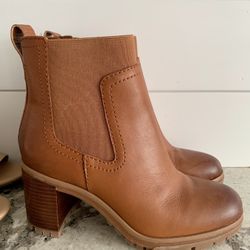 Women’s Shoes - Boots/Booties, Closed toe Heels