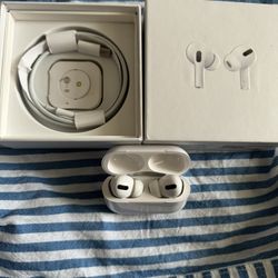 AirPods Pro (Unopened) 