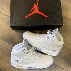 Jordan 5 Metallic White - Size 10.5m