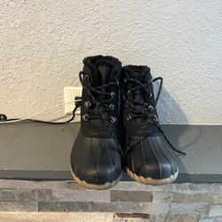 Waterproof Winter Boot Size 9