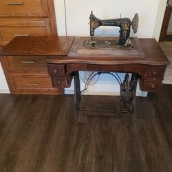 1900s Montgomery Ward Windsor B Sewing Machine 