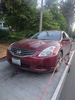 Parts car nissan altima