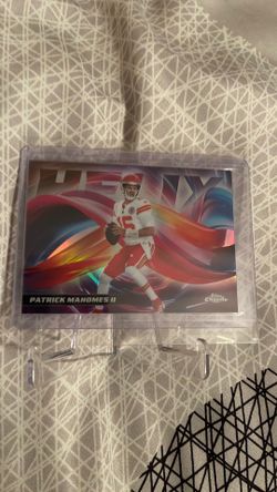Patrick Mahomes Topps chrome helix chiefs case hit SSP