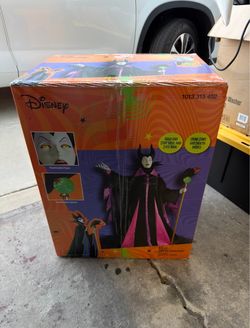 Home Depot Disney 6.5 ft. Animated LED Maleficent