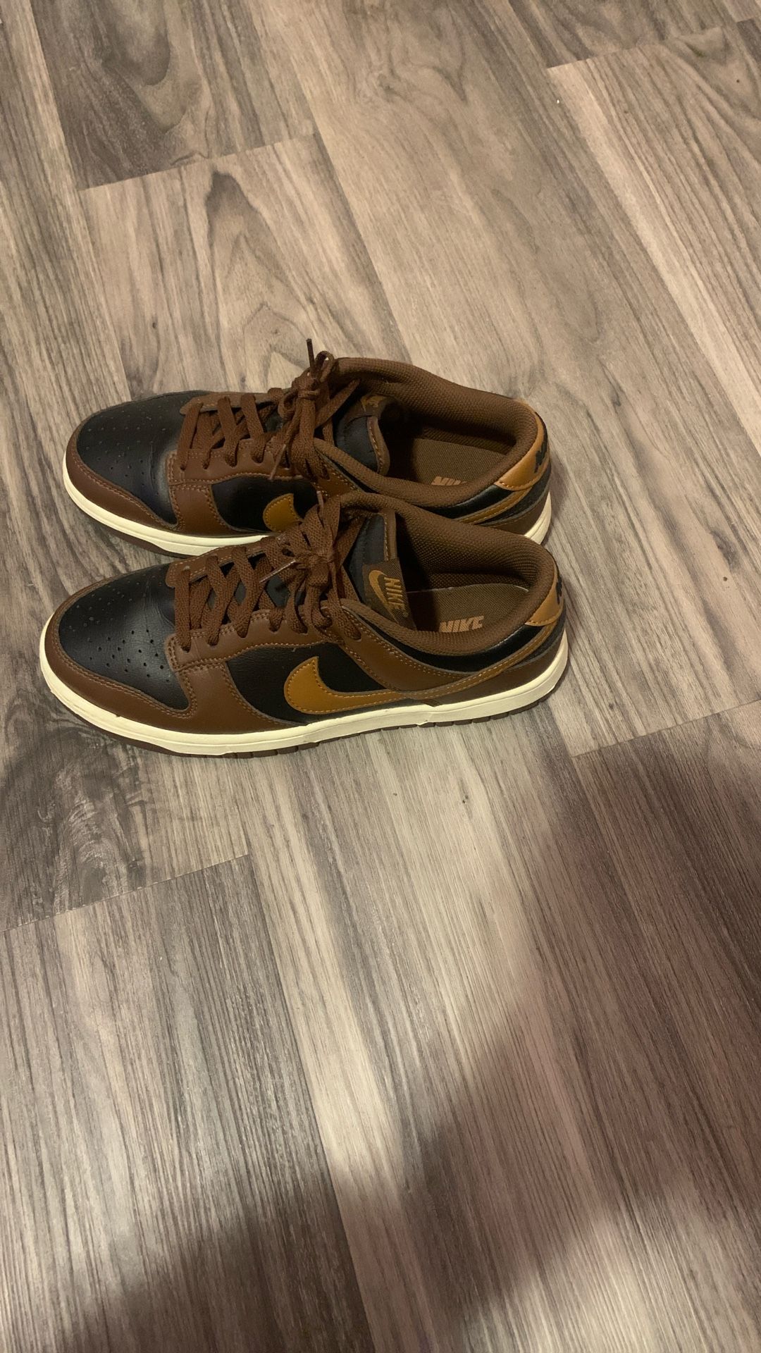 Size 9 Dunks