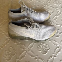 Woman Nike Vapor Max