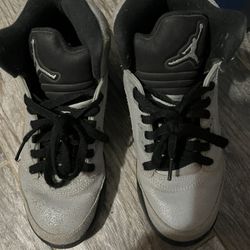 4.5 Boys Nike Shoes