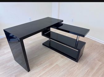 Modern Desk