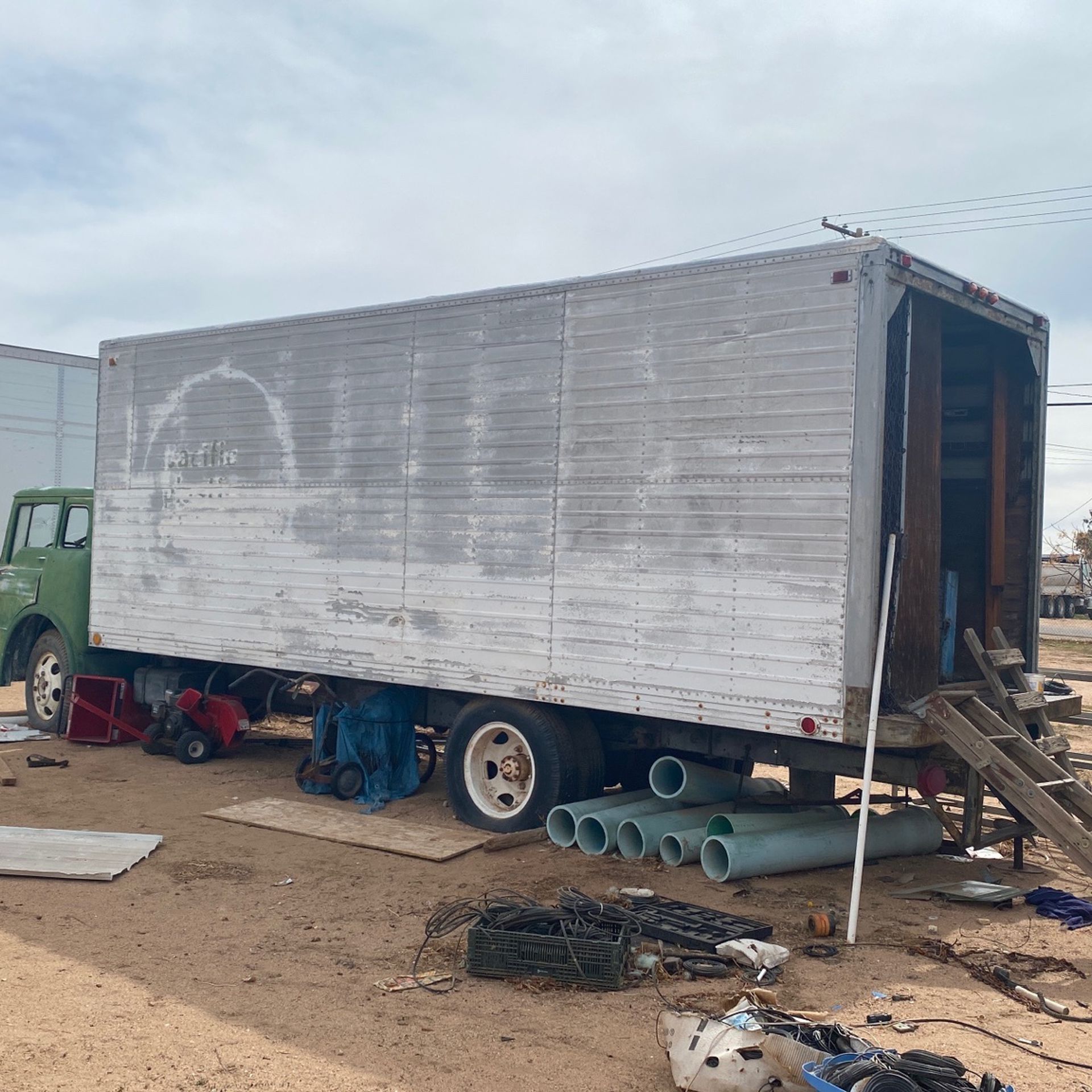 Trailer/storage