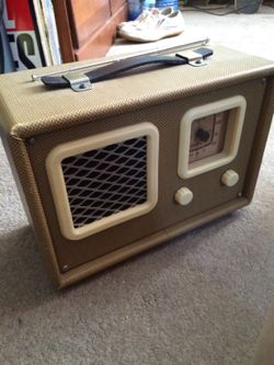 Crosley radio/ aux