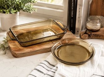 Vintage amber Anchor Hocking baker and pie plate.