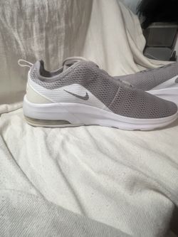 Nike Men’s Airmax Motion 2