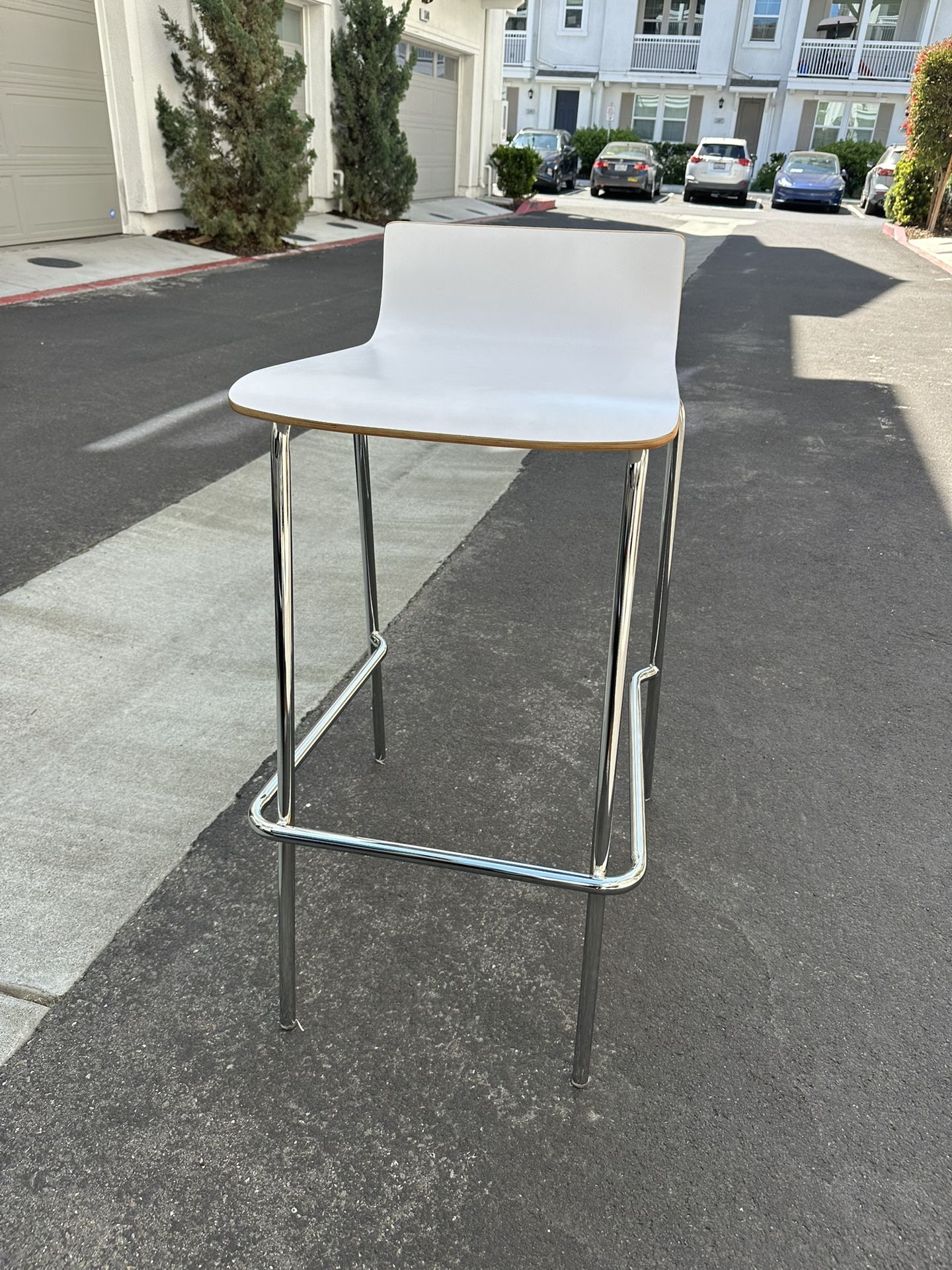 3 White Kitchen Barstools 30 Inches