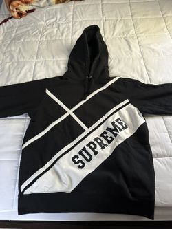 Supreme Diagonal hoodie- Medium