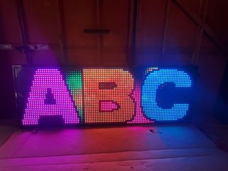 40" X 116" LED SCROLLING DIGITAL SIGN