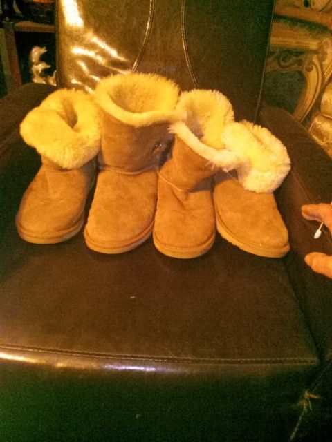New Ugg Boots Single Button On The Side