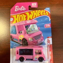 Hot Wheels 2026 Case B Mainline Barbie Dream Camper 