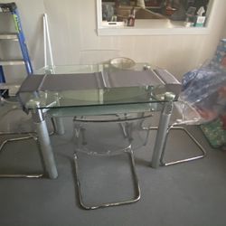 High End Glass Dinette With Acrylic Chairs 