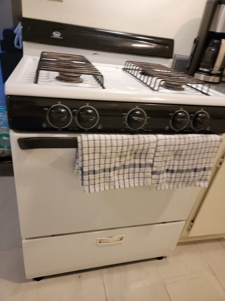YOUR GAIN IS OUR LOSS.  FREE 30-inch gas range 